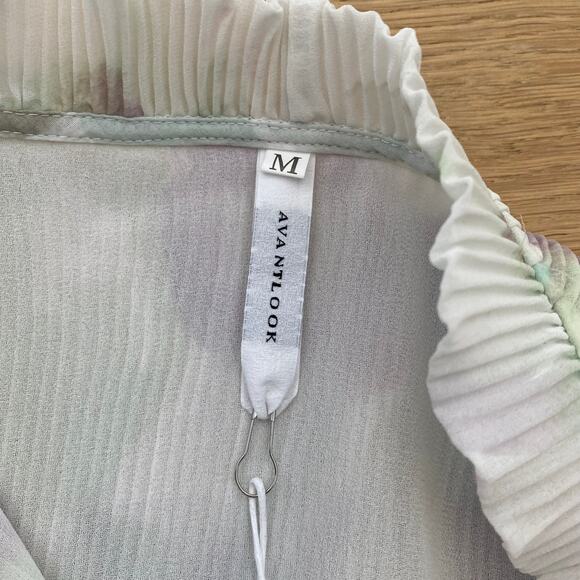 Avantlook Lantern Sleeve Pleated Ruffle Mini Dress Pastel Watercolor NEW Medium - Picture 10 of 11